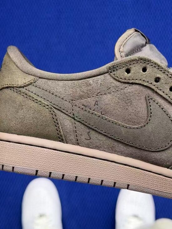 Air Jordan 1 Low OG\